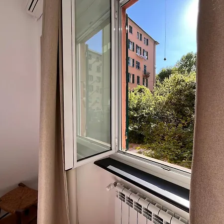 Stylish & Spacious Near Brignole Station